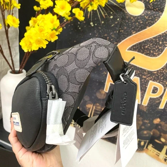 Coach Sprint Belt Bag In Signature Jacquard With Ski Patches Bags